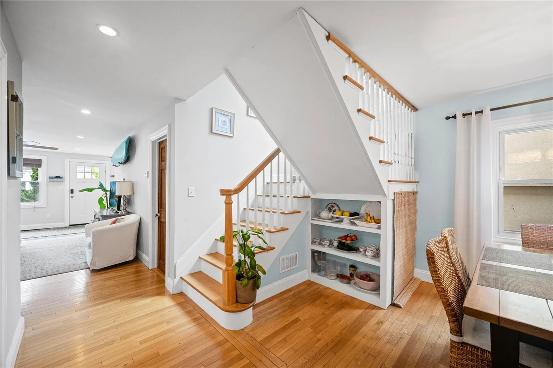 Photo of 49 Oregon Street