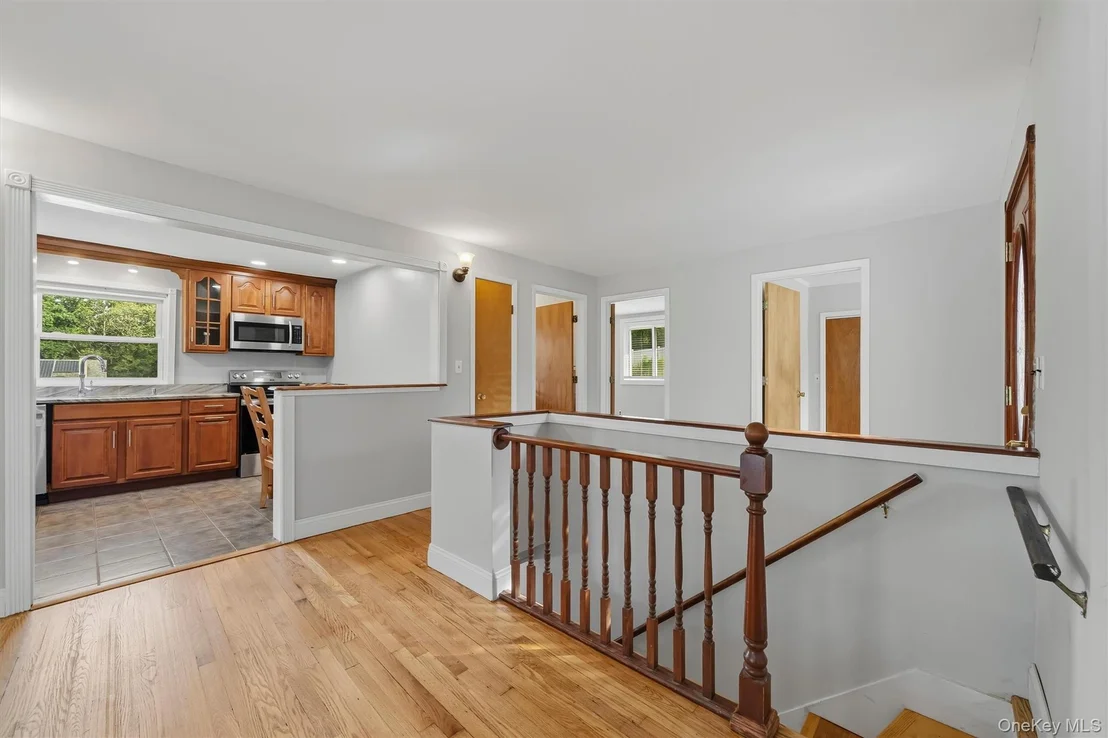 Photo of 48 Lake Side Drive
