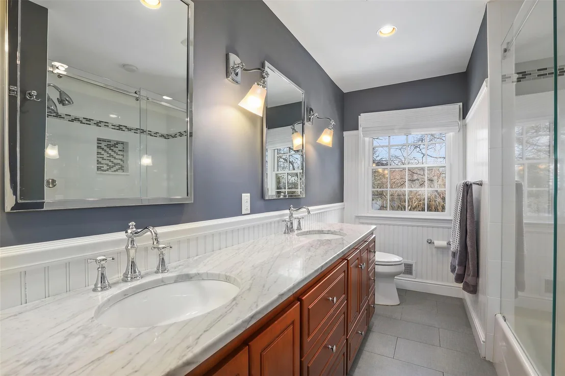 Photo of 5 Country Ridge Circle
