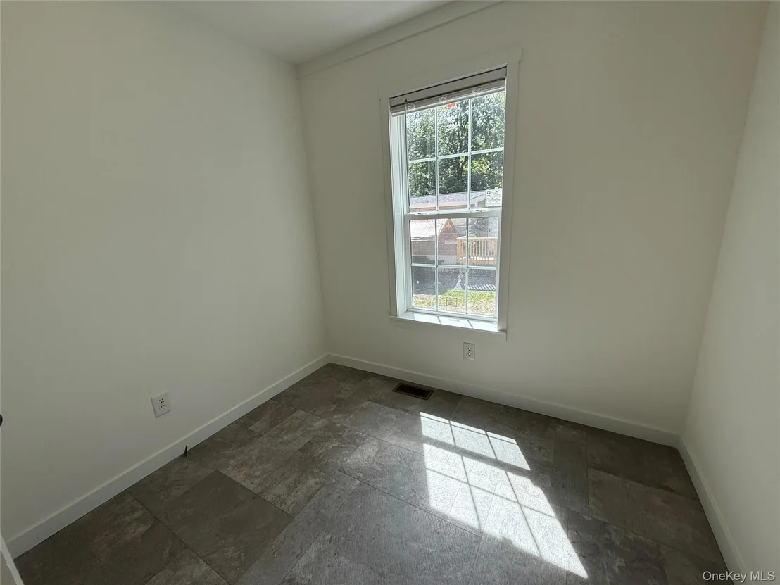 Photo of 117 Forest Park (aka Hubert St)