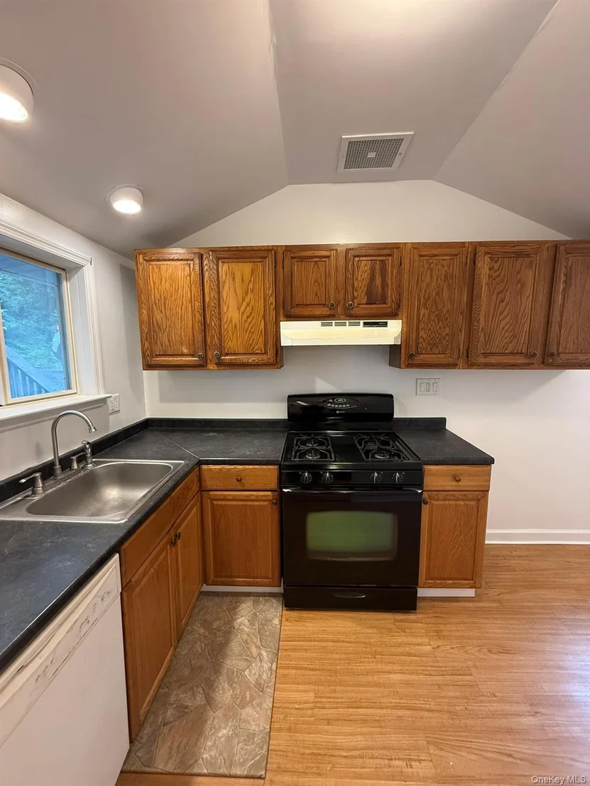 Photo of 76 Arcadian Trail