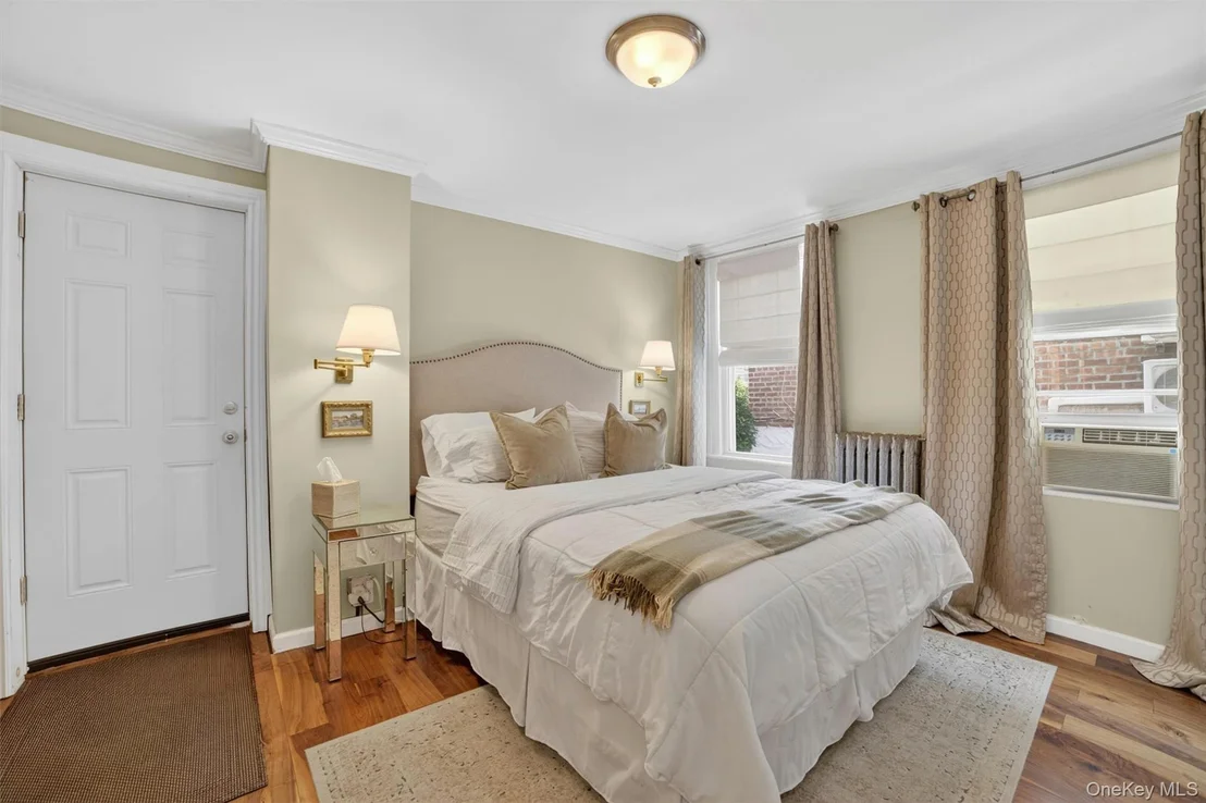 Photo of 4218 Herkimer Place