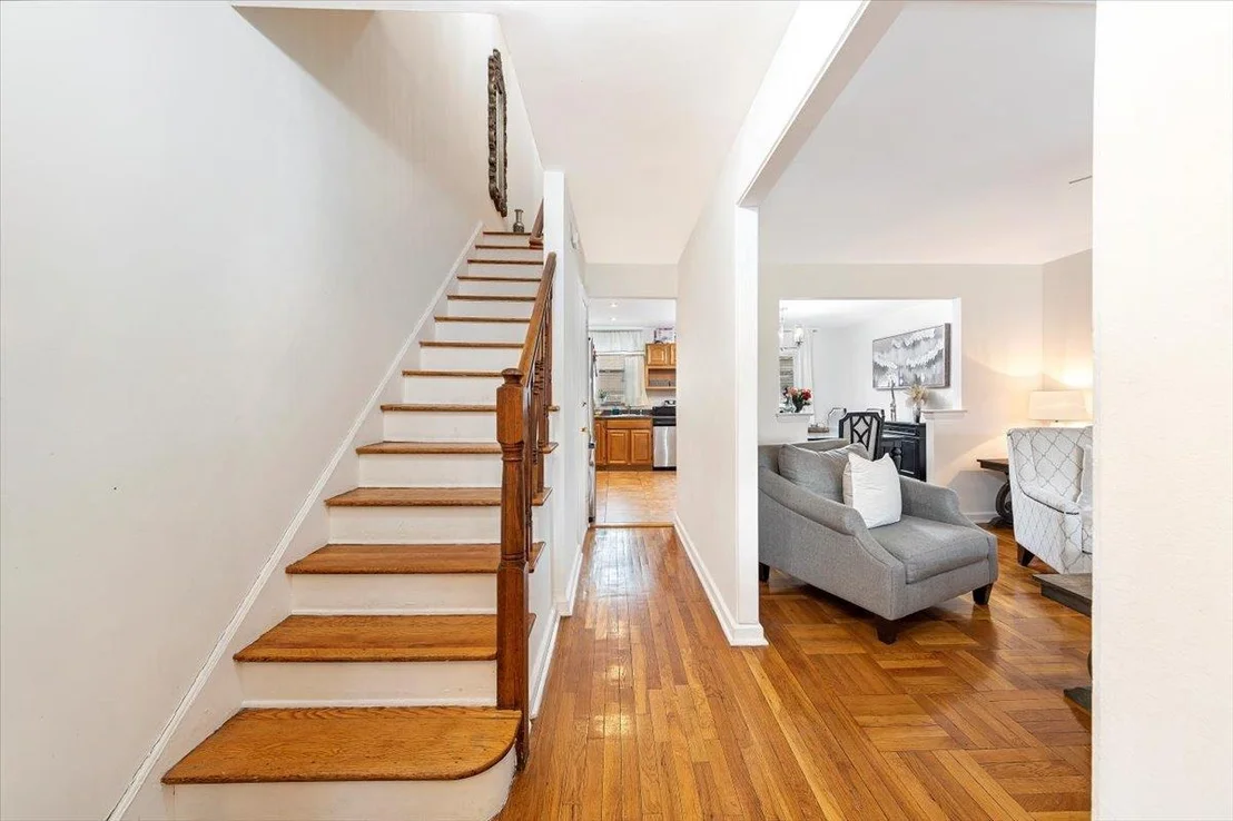 Photo of 4831 Wilder Avenue