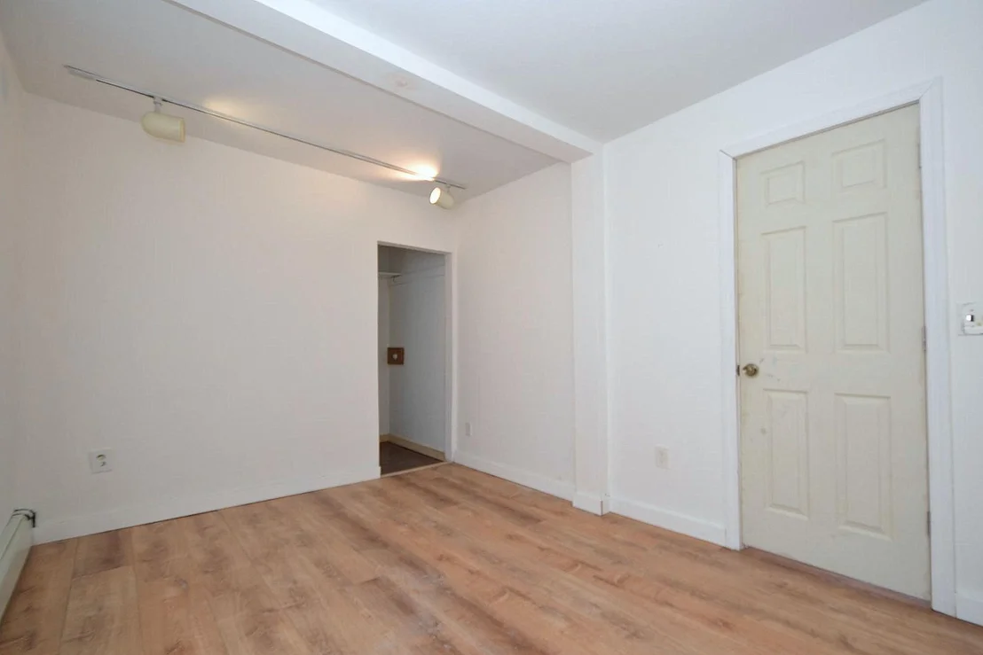 Photo of 179 Lynbrook Drive