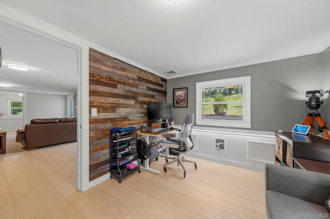 Photo of 47 Scenic Drive