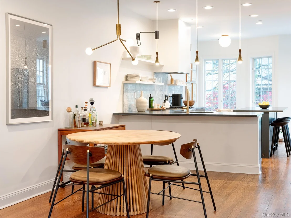 Photo of 39 1st Street