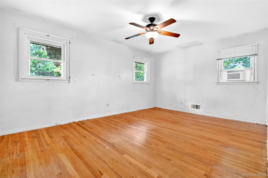 Photo of 2 Forest Knoll Drive