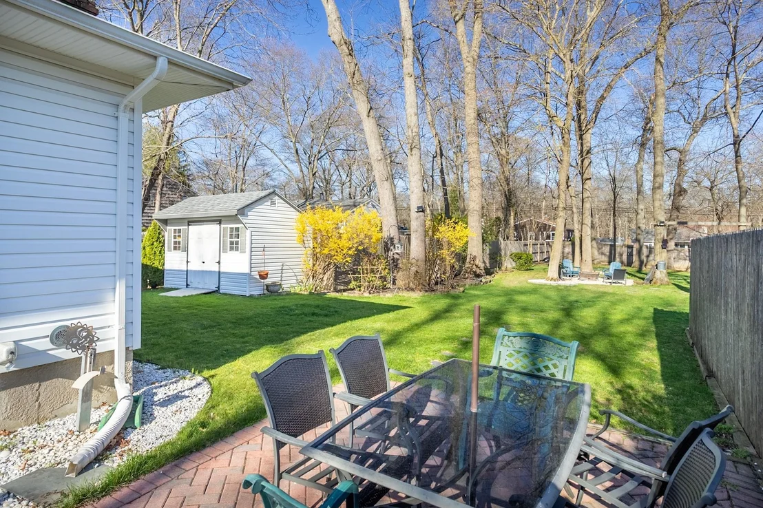 Photo of 93 Wauwepex Trail