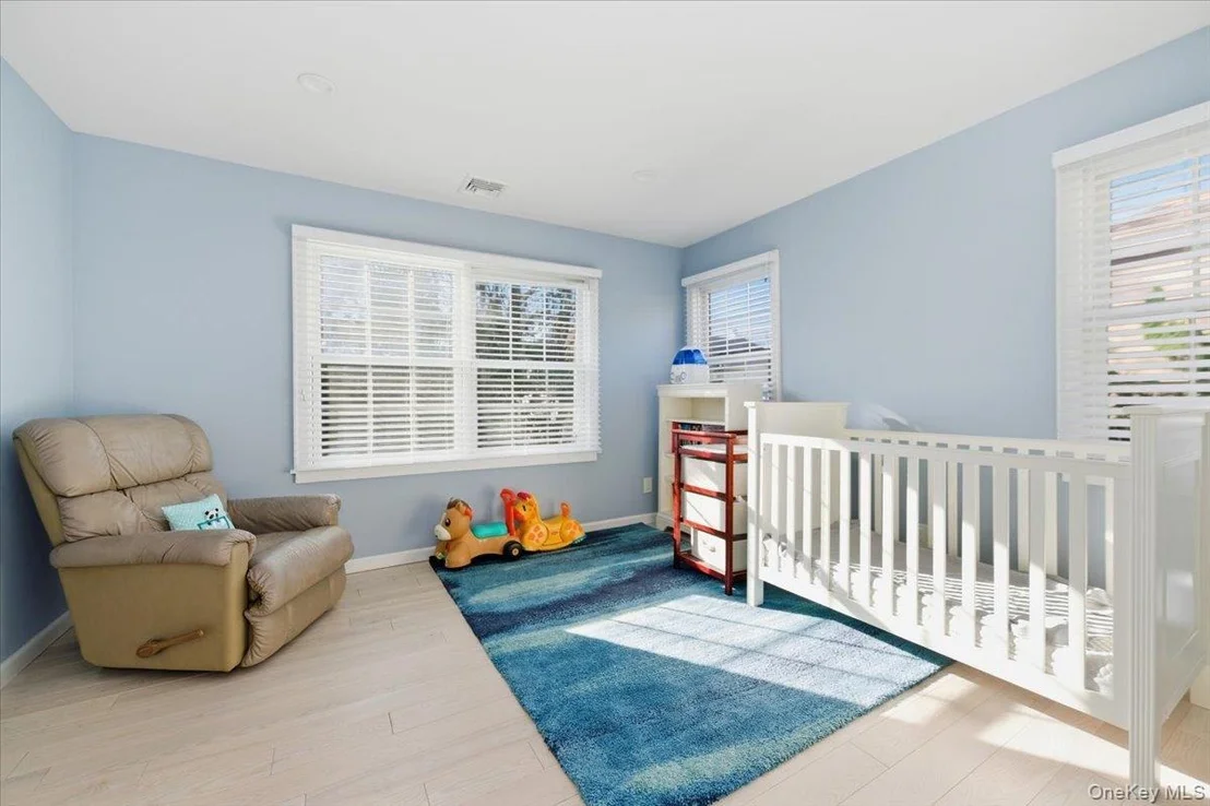 Photo of 1697 Bay Boulevard