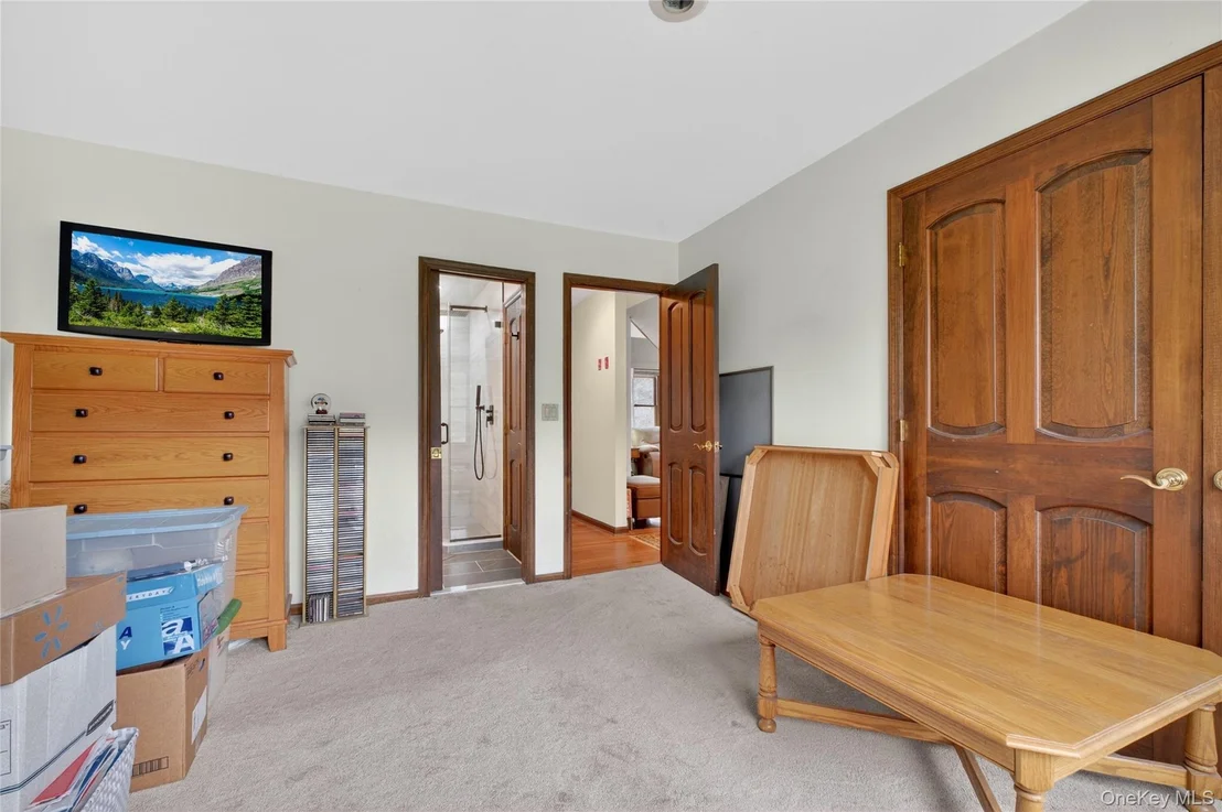 Photo of 256 Overlook Road