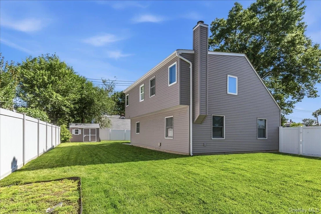Photo of 2 Violet Lane