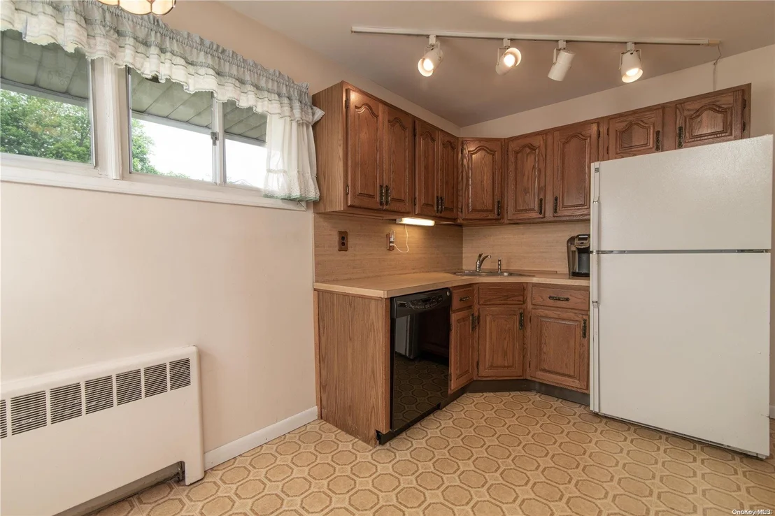 Photo of 5 Crescent Drive