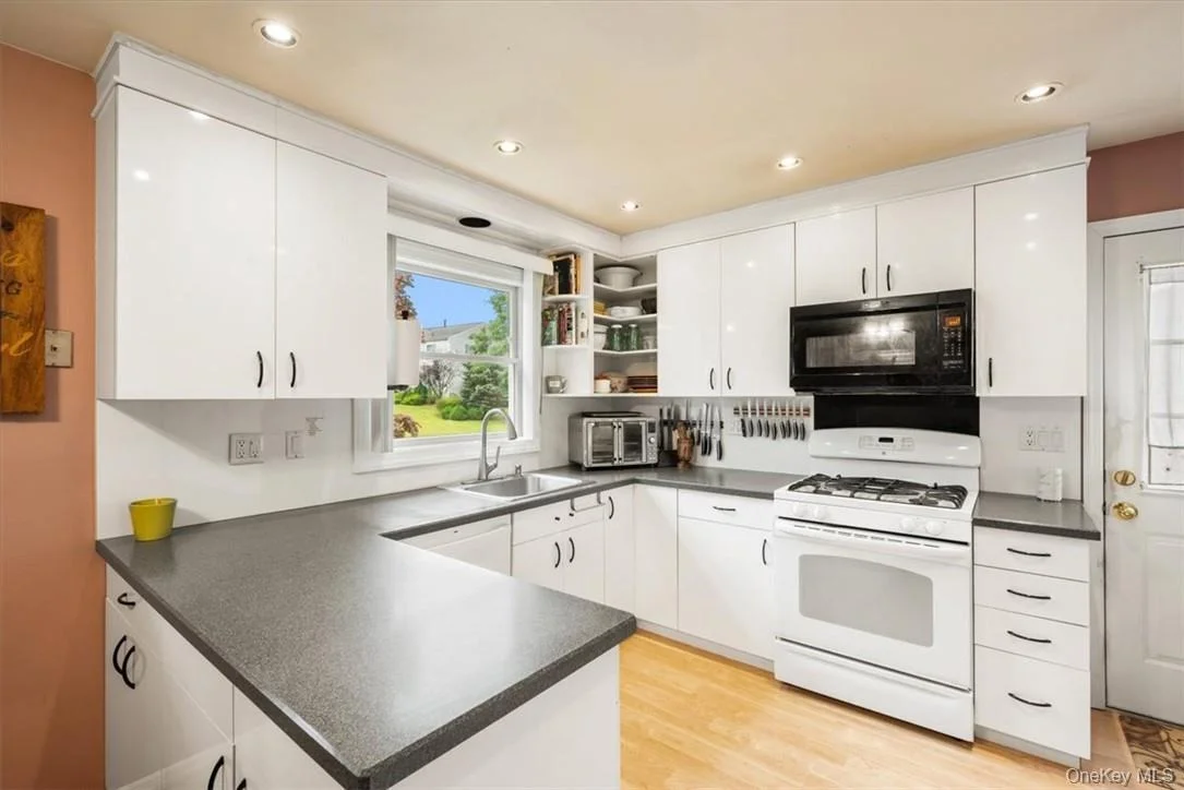 Photo of 20 Lancaster Drive