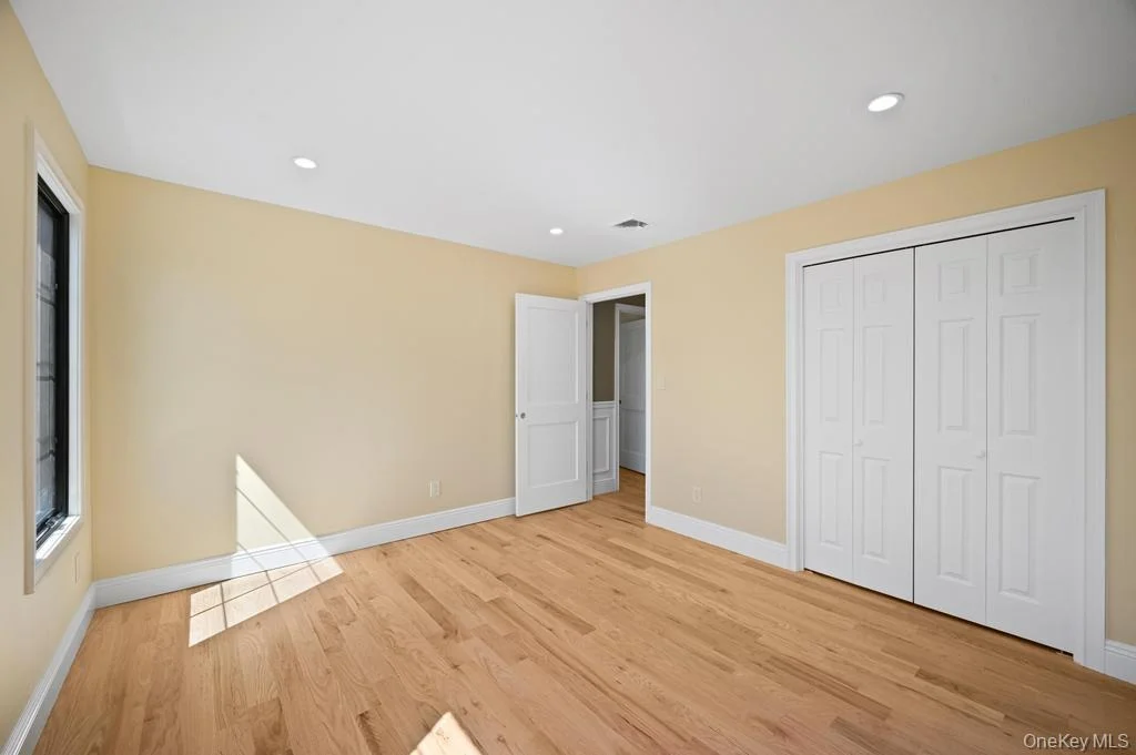 Photo of 15 Forest Road
