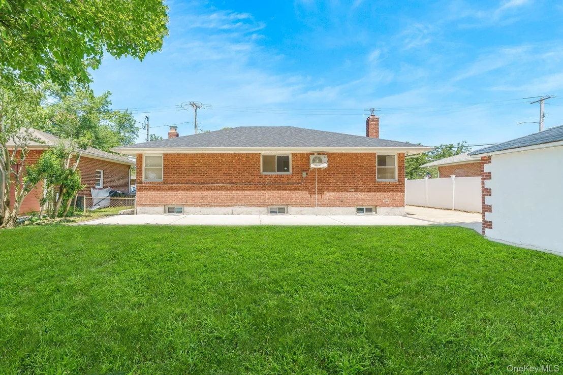 Photo of 3900 Miller Place