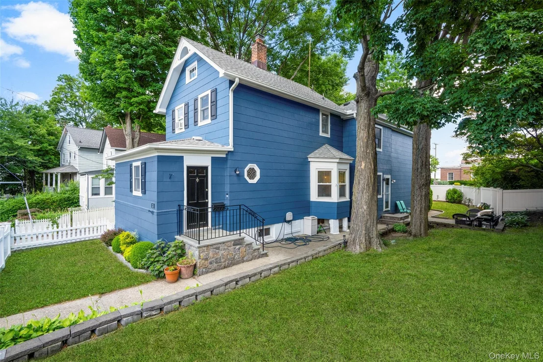 Photo of 315 Maple Avenue