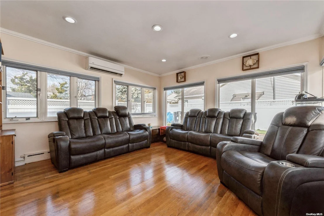Photo of 44 Dolores Drive