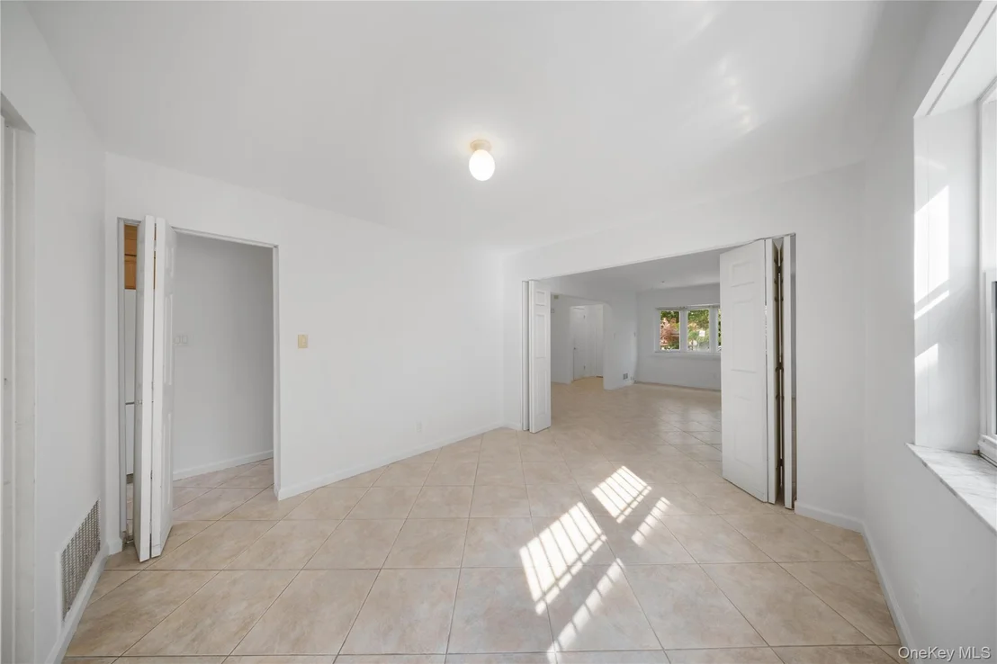 Photo of 32-28 Parsons Boulevard