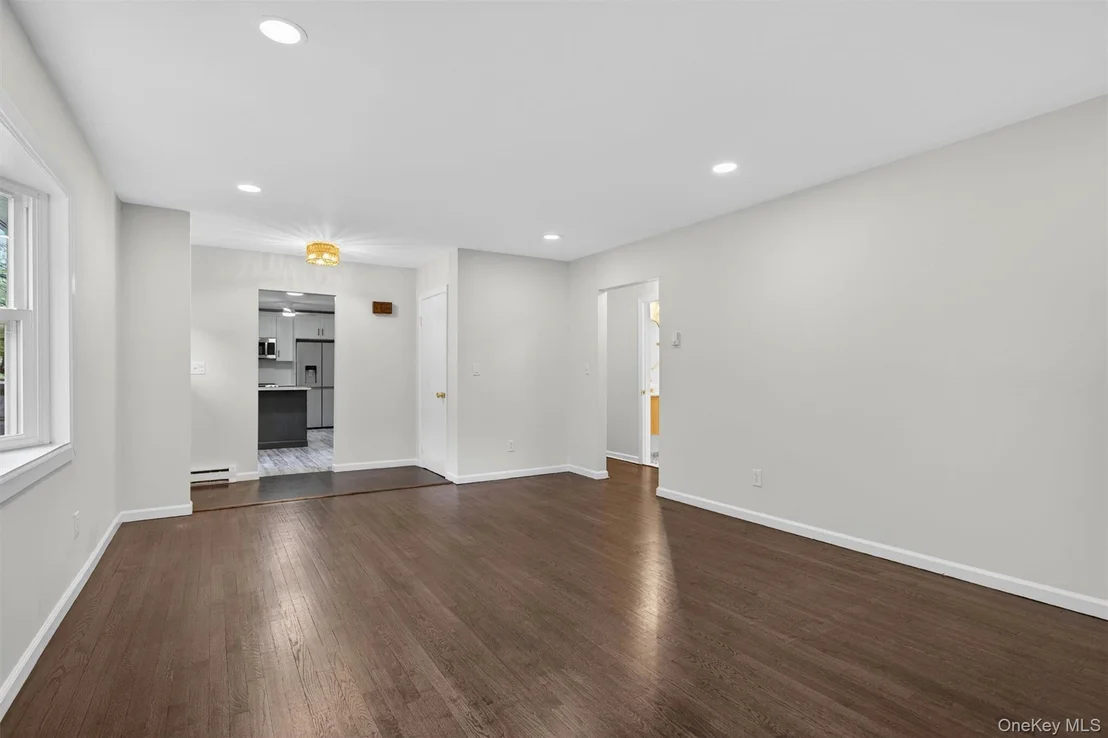 Photo of 25 Kings Drive