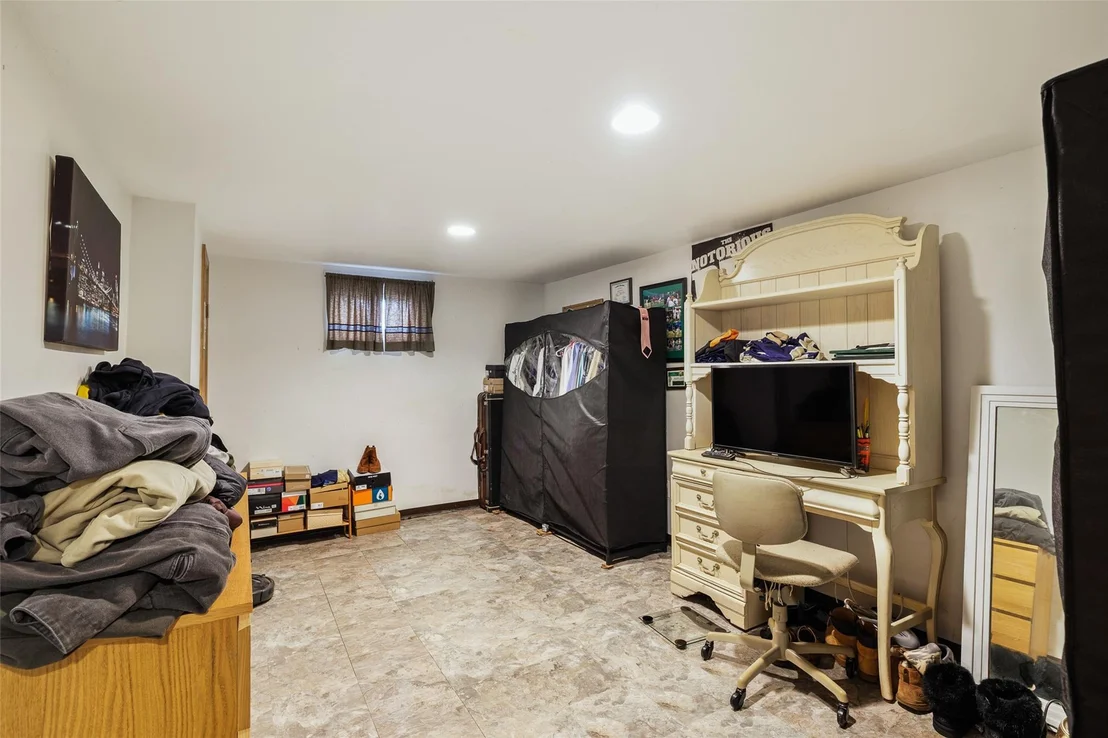 Photo of 2155 Maple Street