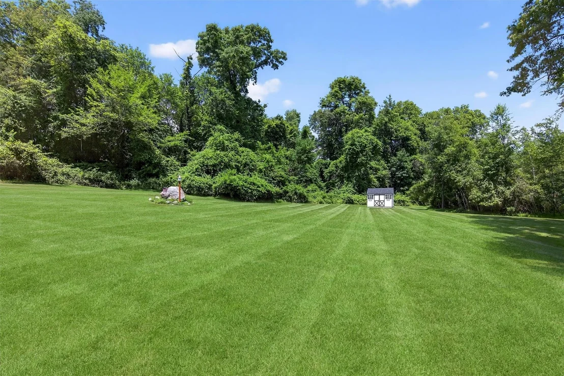 Photo of 85 Decker Drive