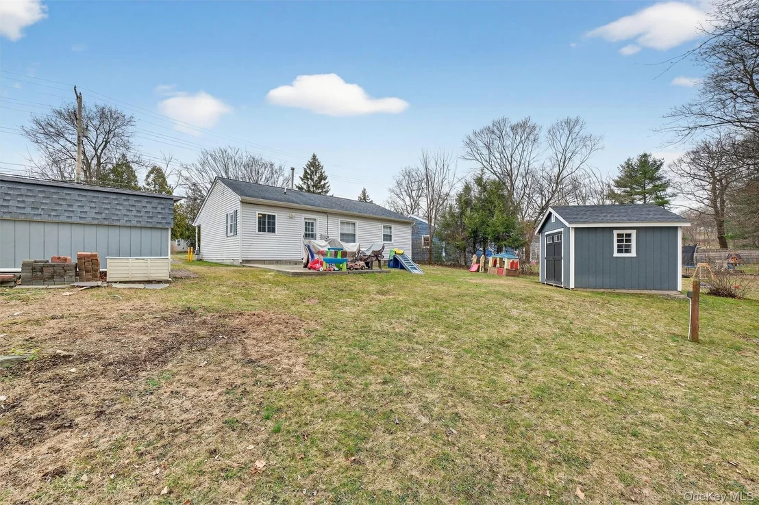 Photo of 8 Van Wyck Drive