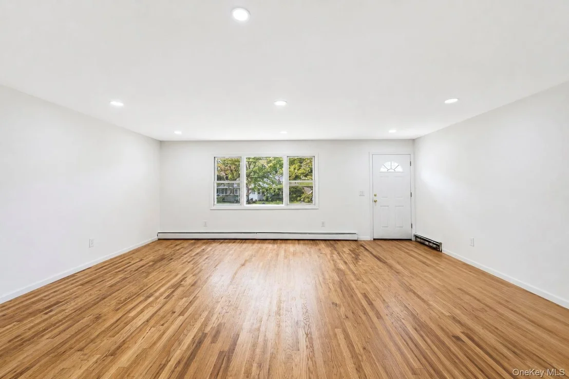 Photo of 334 Robbins Street