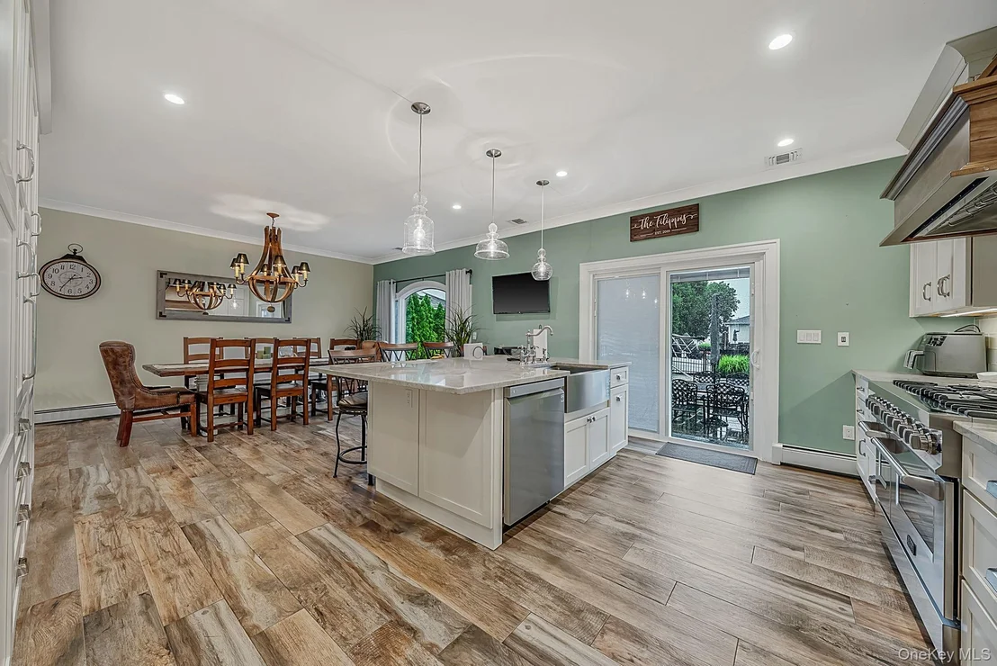 Photo of 511 Devon Place