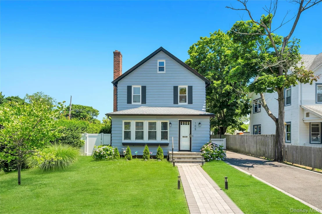 Photo of 105 Maple Avenue