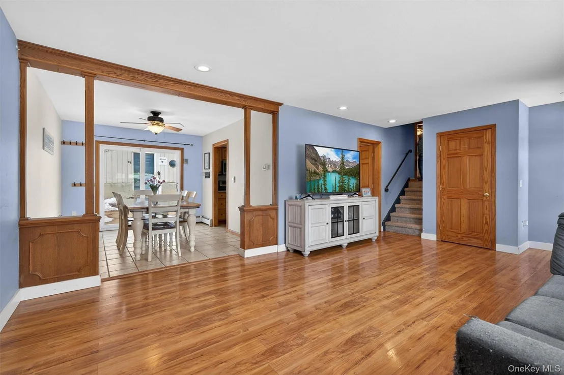 Photo of 85 Farries Avenue