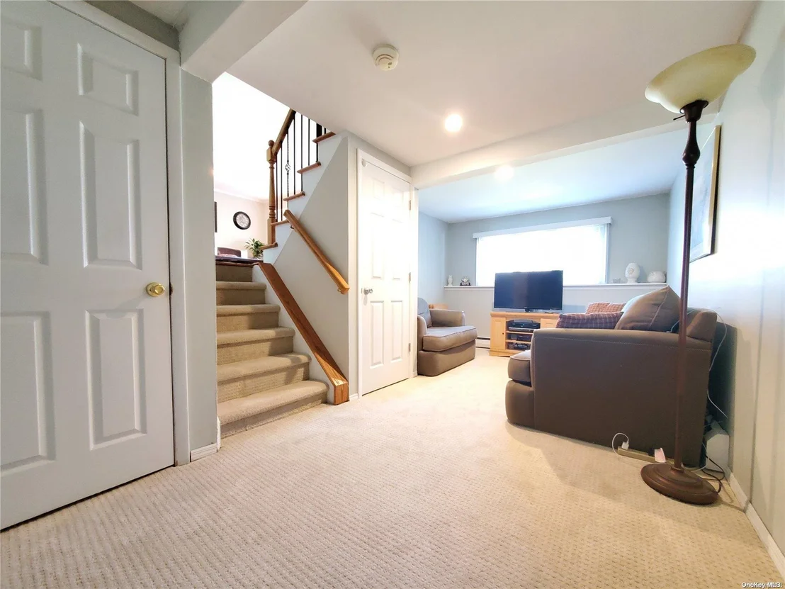 Photo of 27 Walter Court