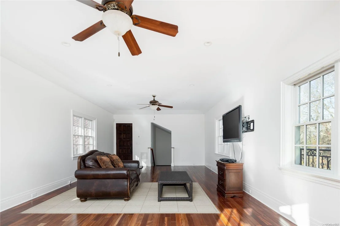 Photo of 133 Northside Drive