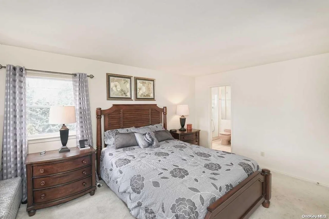 Photo of 2864 Shore Drive