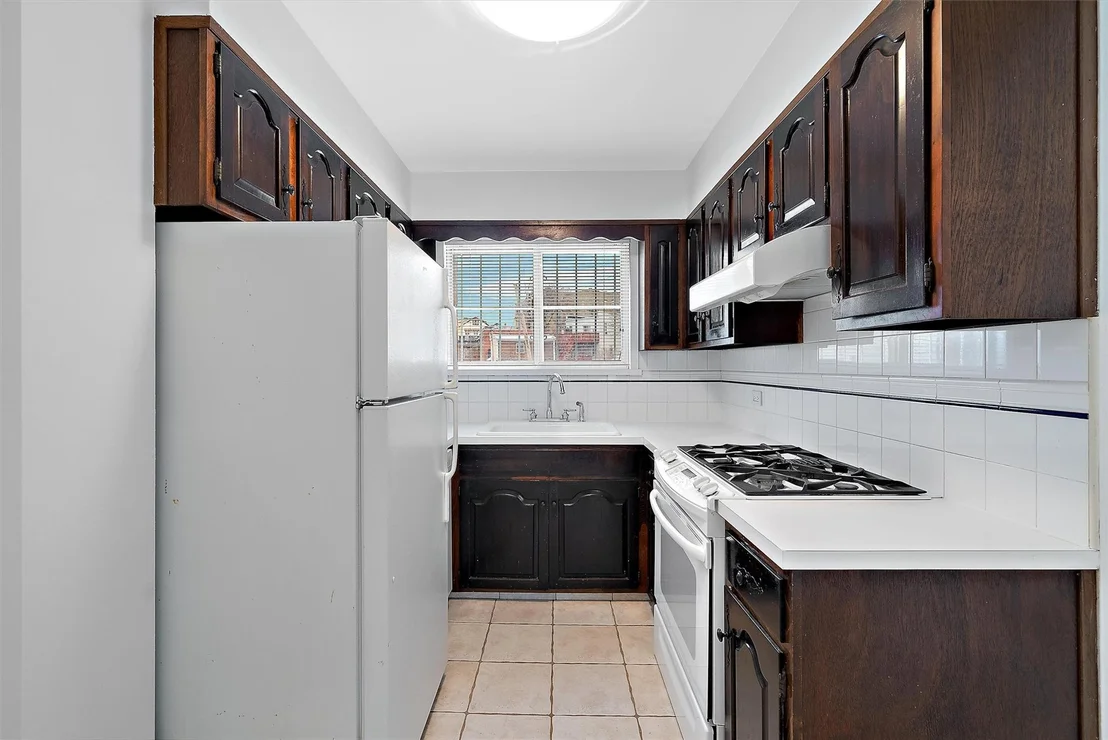Photo of 1606 Merry Avenue