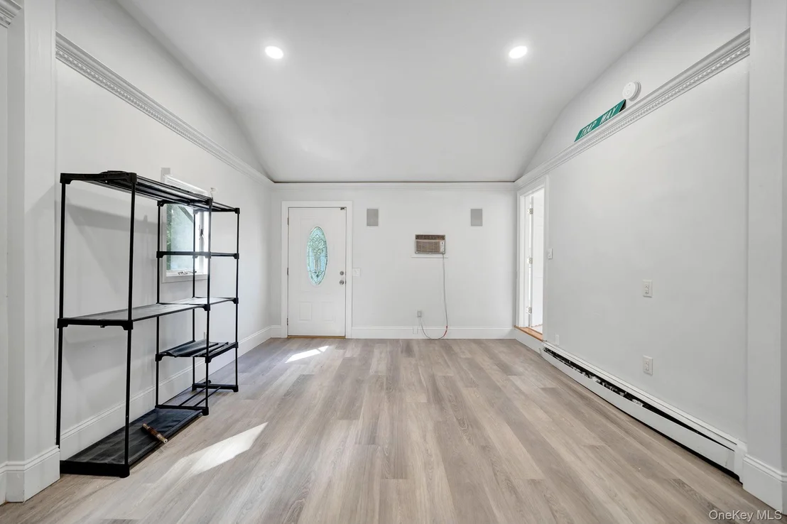 Photo of 75 Whiskey Road