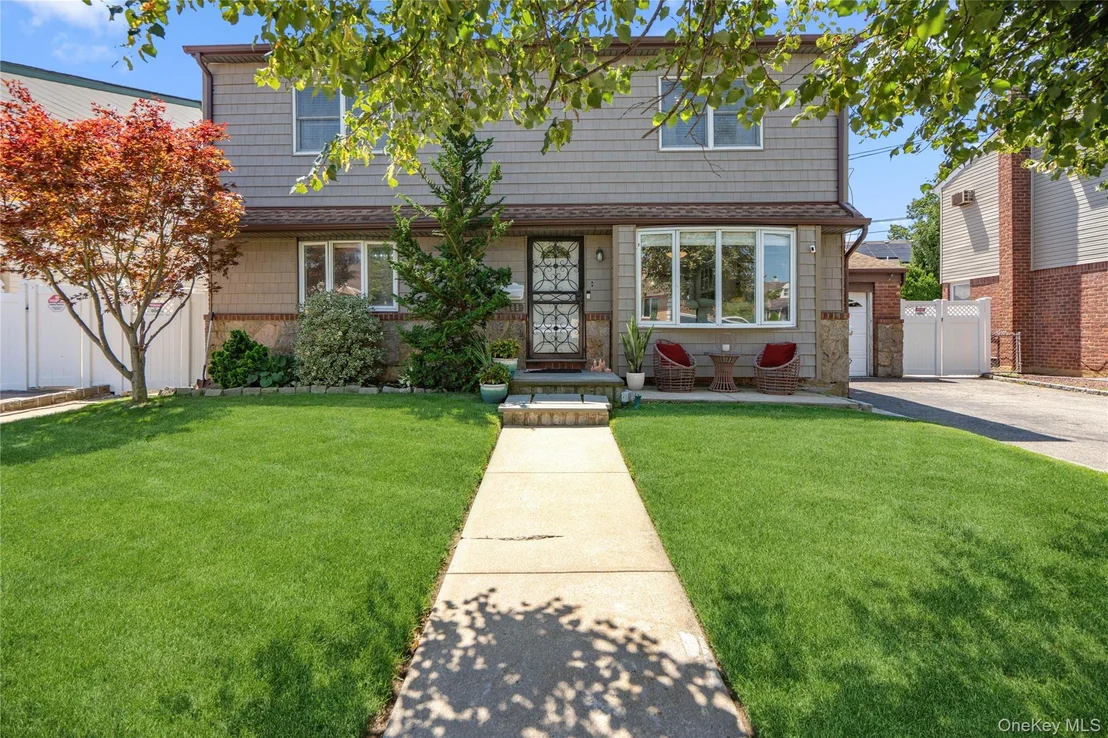Photo of 1005 Ferngate Drive