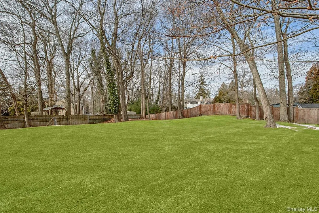 Photo of 8 Walden Lane