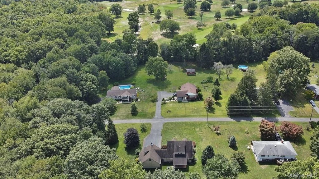 Photo of 138 Round Hill Road