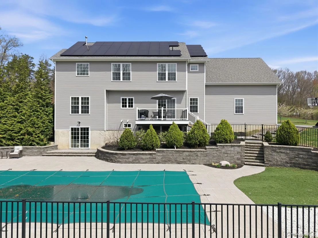 Photo of 18 Valley View Road