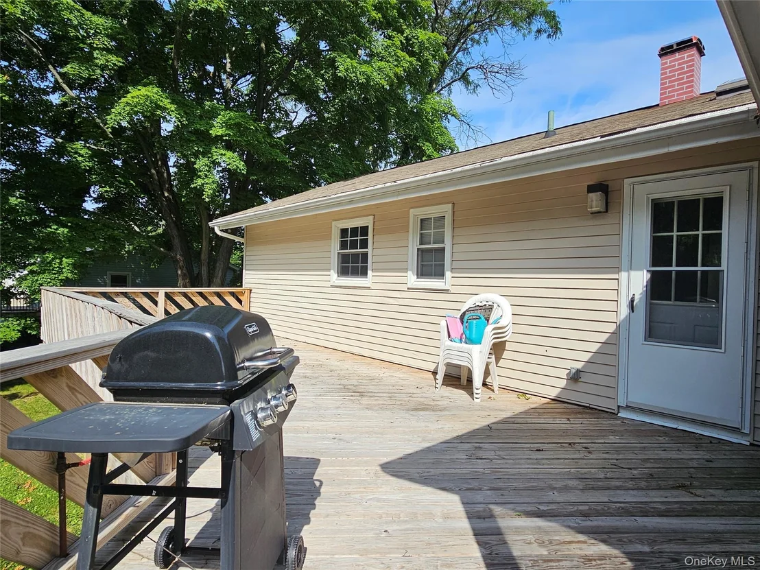 Photo of 7 Scotchtown Drive