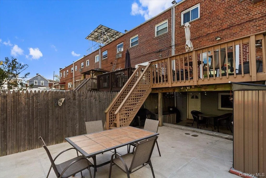 Photo of 1012 Vincent Avenue