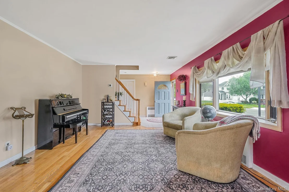 Photo of 27 Amby Avenue
