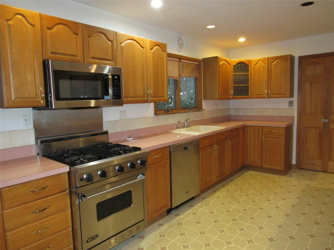 Photo of 166 Manor Lane