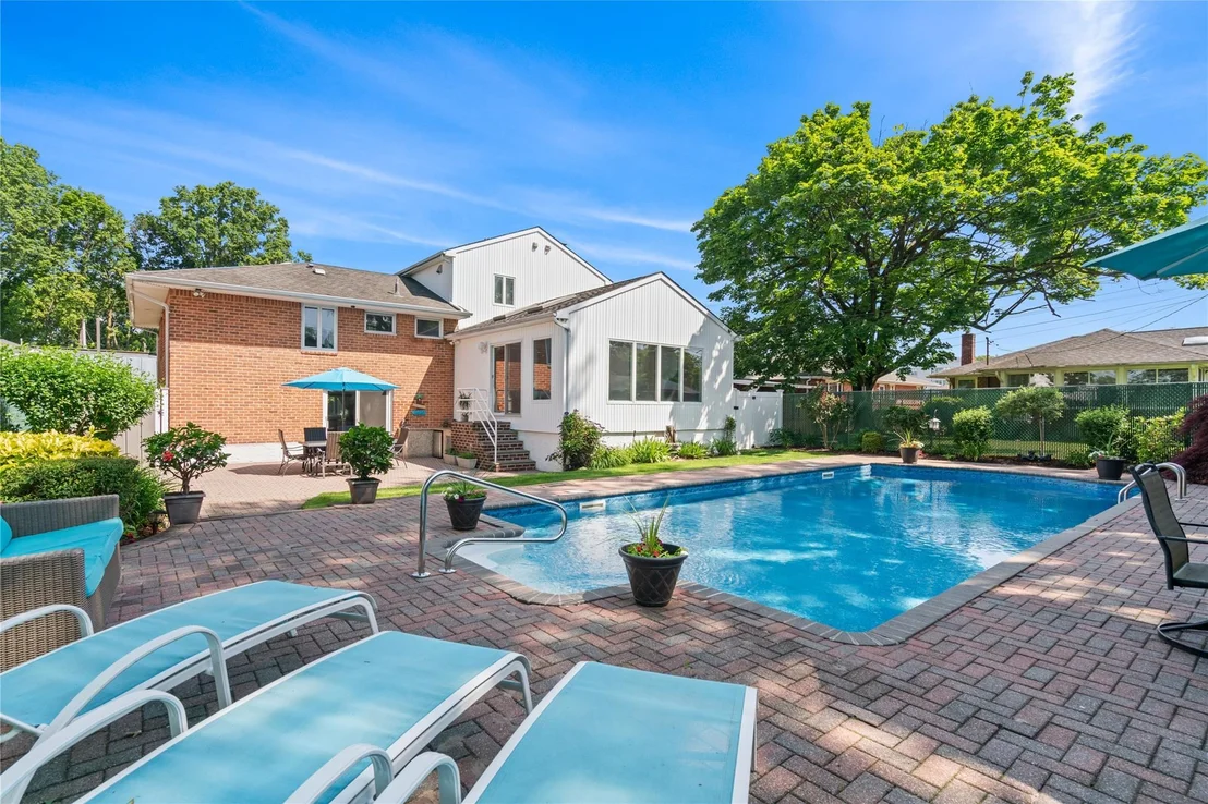 Photo of 128 Seaman Road