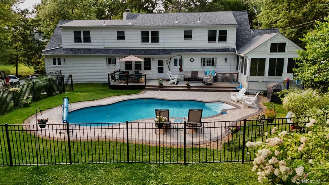 Photo of 52 Kingwood Park
