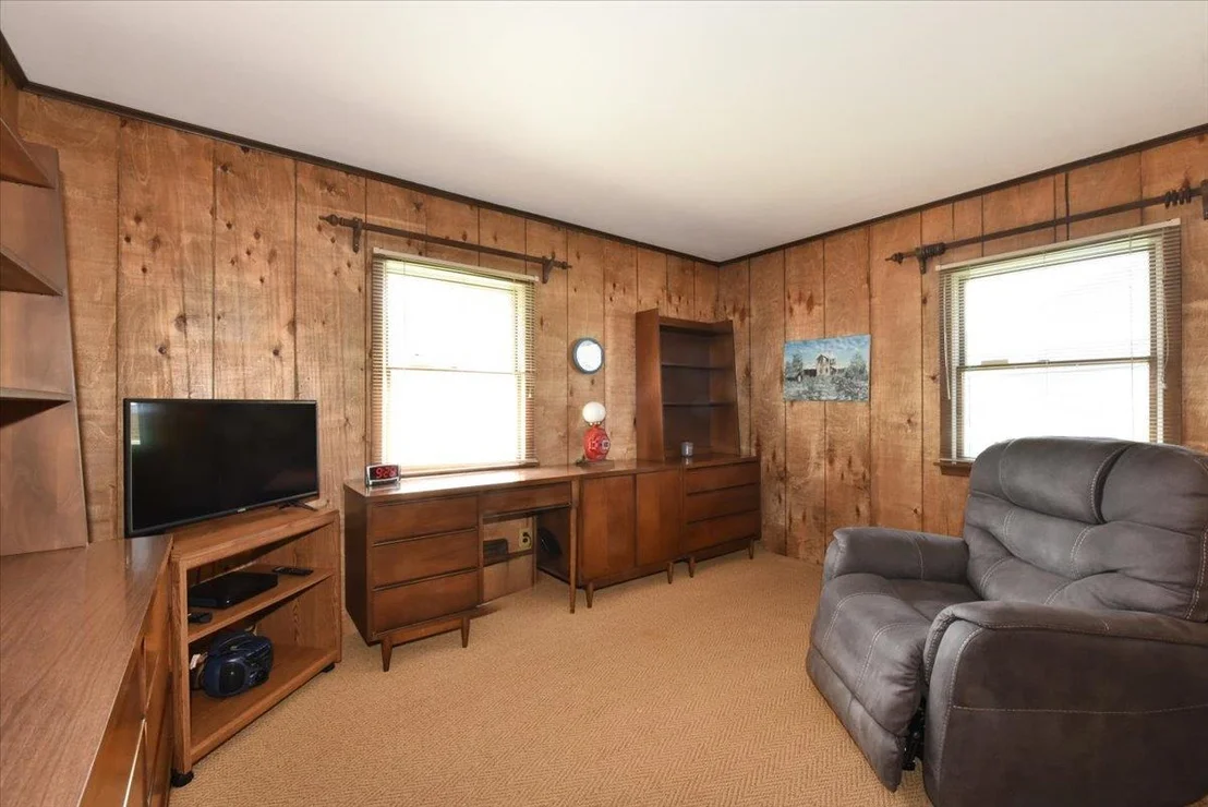 Photo of 143 Sutton Drive