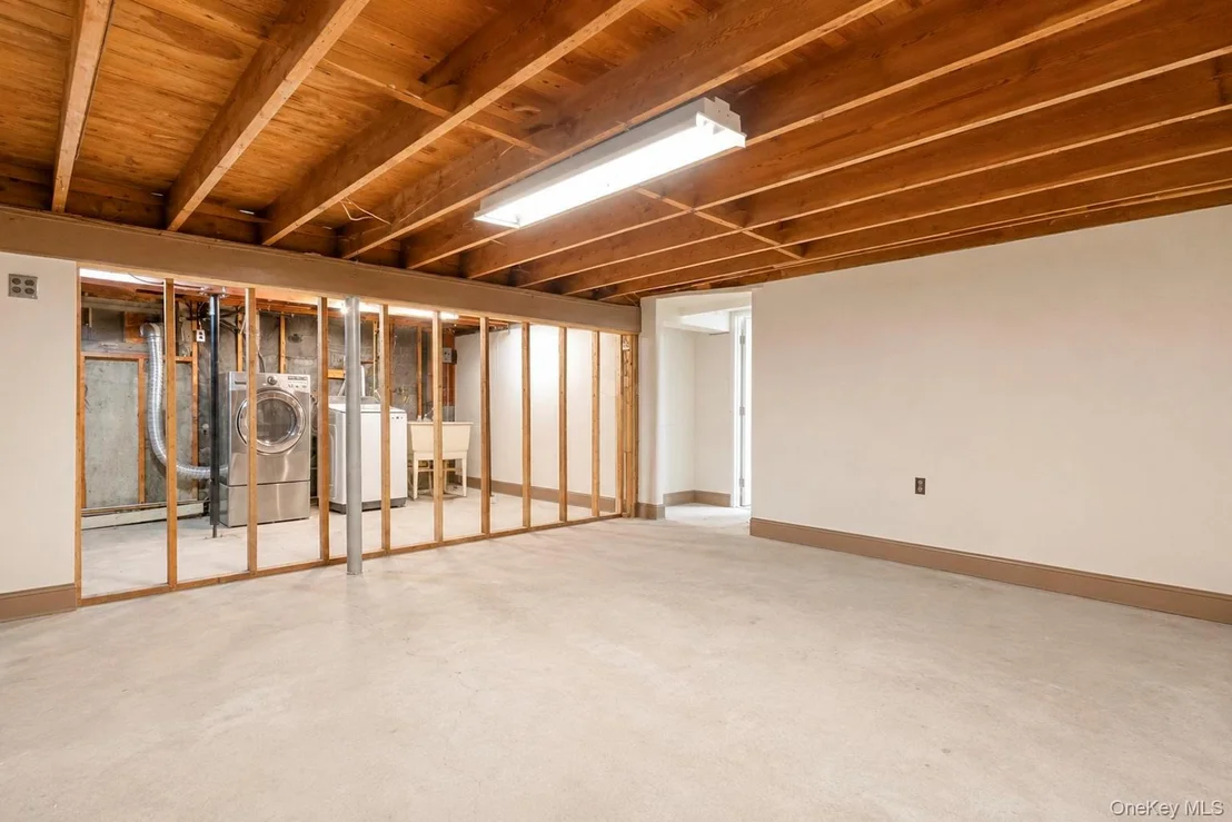 Photo of 10 Aron Drive
