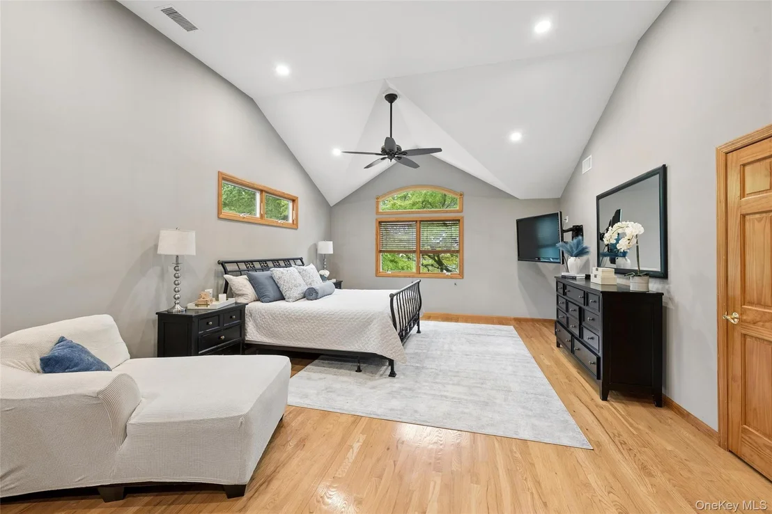 Photo of 21 Edgewood
