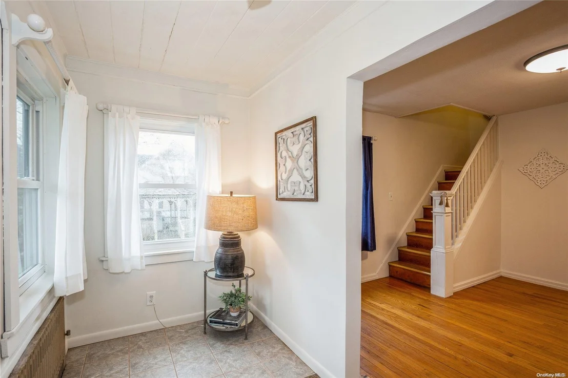 Photo of 25 2nd Avenue