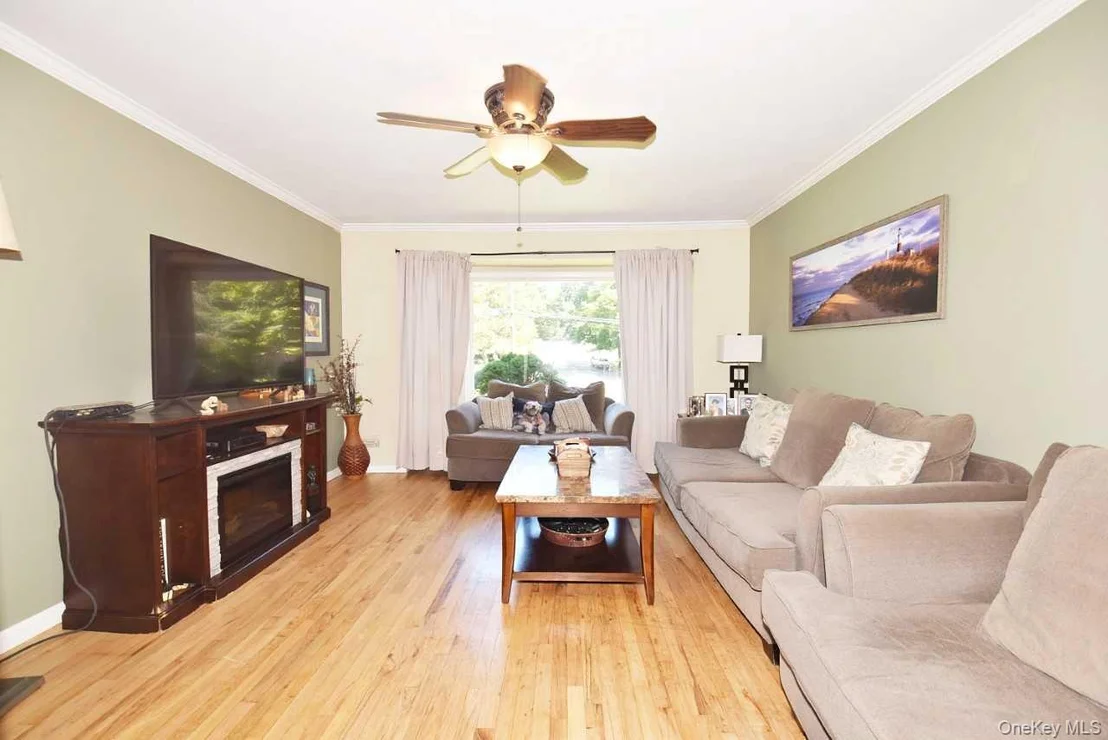 Photo of 90 Cornell Drive